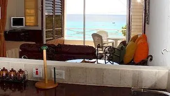 Coral Lane Beach Apartments Derricks